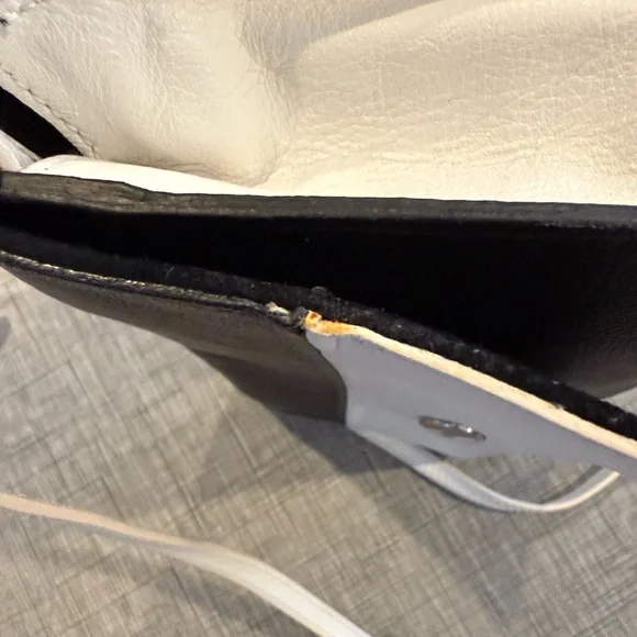 Furla Leather Black and White Clutch with removable crossbody/shoulder strap - Picture 6 of 12